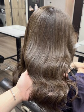 ヴィフ 大船(VIF) シークレットハイライト/ナチュラルベージュ/白髪ぼかし/大船駅