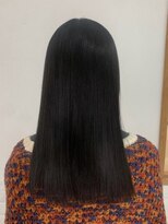 リリィ ヘアデザイン(LiLy hair design) Lilyhairdesign ・ オイルストレート