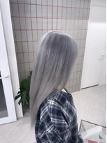 ペレ 渋谷(PELE)&nbsp;黒髪/グレーベージュ/レイヤーロング/前髪パーマ/渋谷