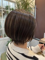 ヴィアンカ(Vianca)&nbsp;大人キレイめな丸みショートボブ