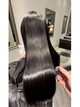 グレア(Glare) 暗髪×髪質改善トリートメント