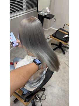 ダイアモンドリリー(Diamond Lily) グレージュ