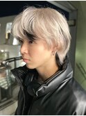 渋谷メンズブリーチカラーミルクティーベージュセンターパート