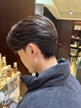 アルム オモテサンドウ(ALLM omotesando) 韓国風カルマパーマ メンズカット メンズ韓国ヘア