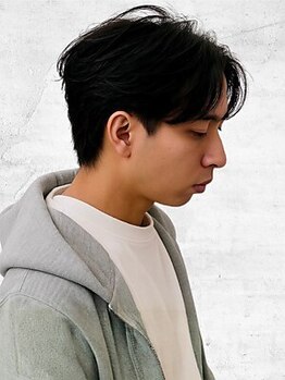 カット ワークス 北千住店(CUT WORKS)の写真/【北千住駅前/メンズサロン】仕事帰りにサクッと清潔感UP!忙しい毎日の合間に手軽にカット[北千住]