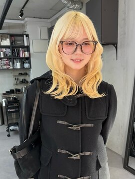 ハロ(Halo) ブリーチ/抜きっぱなしブロンド/ハイトーン/レイヤーカット