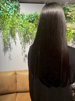 コロレ ララ(Colore LaLa.)の写真/【女性目線の提案】大人女性ならではの髪のお悩みも共感◎細やかな気配りと丁寧な技術でおもてなし♪