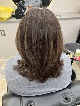 美容室 トゥッカ(tukka) ミディアムレイヤー