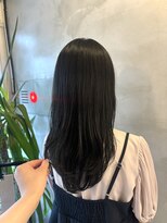 リリアーナ(LILIANA)&nbsp;アッシュグレー　暗髪　イルミナカラー　ヘアカラー