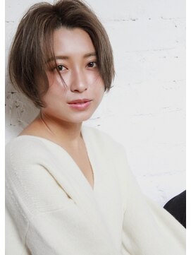 チョビー(Chobii) [chobii表参道/青山]14☆外国人風/モードヘア/小顔カット/栗原