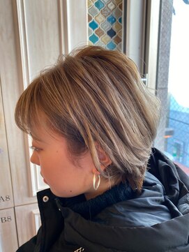 トリコ 梅田茶屋町店(trico) マニッシュショートのハイトーンカラー【トリコ梅田茶屋町店】