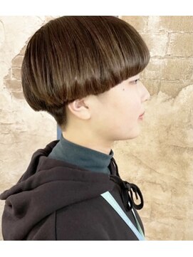 マギーヘア(magiy hair) きのこマッシュ［magiyhair西部笑］