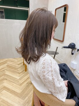 シキ オルガン 大宮(siki ORGAN) 似合わせカット/アースカラー/くびれヘア/地毛風カラー[大宮駅]