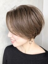 ルアーナ(LUANA)&nbsp;透明感のある色気ショートスタイル♪