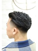 刈り上げショートワイルドアップバング