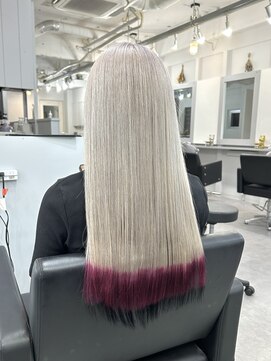 シェイロ(Cielro) ホワイトベージュ×ピンク狐カラー