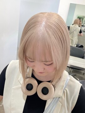 ジーナ(XENA) ケアブリーチ×ハイトーン×ホワイトミルクティー(渋谷)