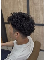 メンズギフト(men's GIFT)&nbsp;スペインカールマッシュツーブロック刈り上げメンズパーマ