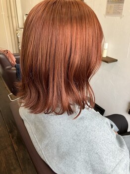 マンツーマン施術であなただけのヘアスタイルを実現！トレンドや季節に合わせたデザインで更に魅力UP♪　