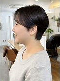 大人ショートボブ/レイヤーショート/前髪なし/20代30代