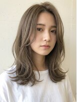 アミ(amii)&nbsp;室蘭ミディアムレイヤー韓国白髪ぼかし白髪染めボブ