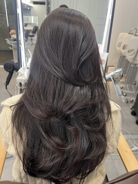 プラチナ(PLATINA) ハイレイヤーレイヤーカットブリーチ無しカラー顔周り韓国