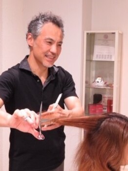 ヘアーズ ループ(HAIR'S Loop)の写真/美容・理容CMC世界大会2019でオーナーTERUが日本代表として出場し優勝☆確かな技術をぜひ体験してください!