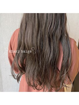 プラグ バイ ネオリーブ(plug by neolive) 秋におすすめ♪カーキベージュカラー♪♪