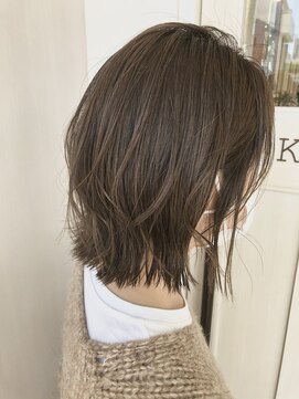 コレロ ヘアー(KORERO hair) 外ハネ×切りっぱなし