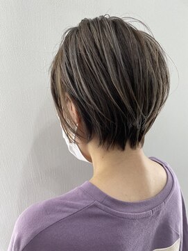 ジンクヘアーセカンド(ZiNK HAIR2nd) ハイライトショートボブ