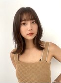 くびれレイヤー/ミディアムカット/インナーカラー