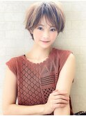 耳掛けエアリー束感ショート