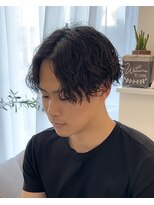 リベイル(LIVEIL) センターパート波巻きパーマ ツイストスパイラルメンズ