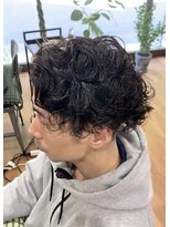 縁&nbsp;個性派スパイラルパーマ◎