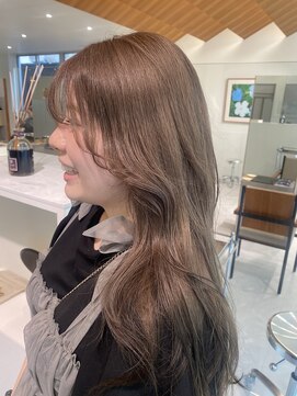 ローレンアオ(LOREN AO) ロング/前髪/ニュアンスカラー/ミルクティーカラー/ベージュ