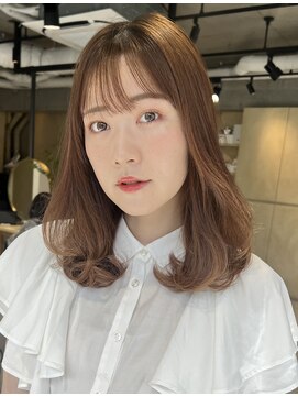 ティア(Tia.) 縮毛矯正/髪質改善トリートメント/ミディアムヘア/グレージュ