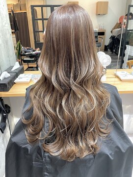 ディーエックス ウエスト(Dxxxx WEST) ハイライトカラー ミルクティーグレージュ 韓国/顔周りカット