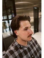 フランクスバーバーザスタンド(Frank’s barber the stand)&nbsp;ラフカーリーセンターパートE