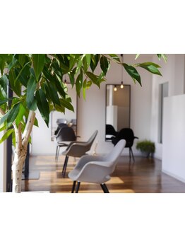 大人女性の為のくつろげる上質空間。マンツーマン施術で、周りを気にせずにリラックスしたサロンタイムを…