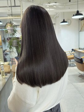 ロマリア ヒルズ 表参道 原宿(Lomalia HILLS) 暗めカラー/グランマッシュ/フェイスフレーミング[表参道]