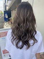 プログレス フレスポ富沢店(PROGRESS) コントラストハイライトシルバーグレー/モードヘア/20代30代40代