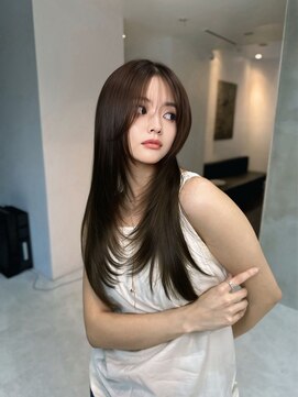 シェノン バイ アランスミシー 表参道(CHAINON by Alan smithee) 表参道/クラゲヘアー/オリーブグレー/小顔/ココアベージュ/渋谷