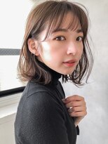 リヤン 表参道(lyann)&nbsp;前髪大人ガーリー結べるボブワンカールシースルーバング艶感F