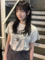 オブ ヘアー 自由が丘 ウエスト(Of HAIR WEST) ミディアムレイヤー オリーブベージュ ミルクティーベージュ