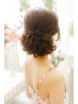 ヘアメイクサロン シャルメ(Hair Make Salon CHARMER) 結婚式☆シンプルなモテシニヨン