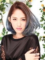 エマージュ 海老名店(Emerge)&nbsp;甘口、辛口どっちにもハマる内巻きスカイブルーカラー