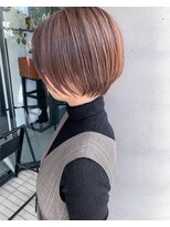 サーカス(circus)&nbsp;ハイライトが映える前下がりショート＊
