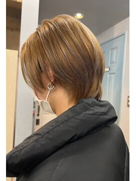 ジーナ(XENA) ベージュ