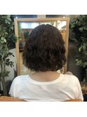 クセを活かしたパーマ風スタイル