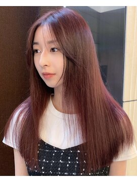 トニーアンドガイ 青山店(TONI & GUY) レッドカラー × ロングレイヤー シースルーバング